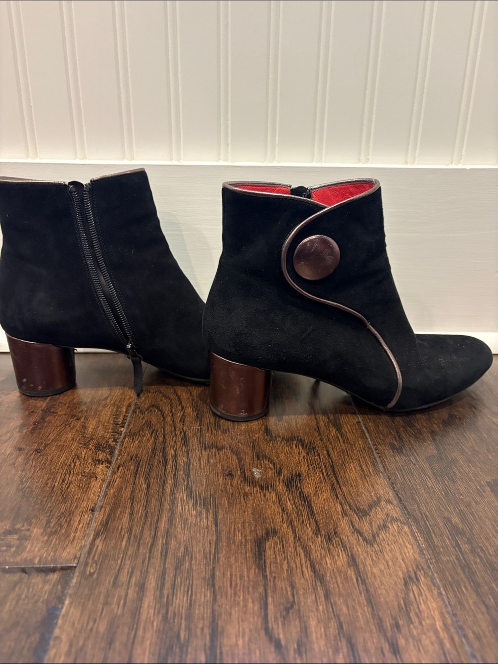 Pas de Rouge Black Suede Ankle Boots with Brown Block Heel